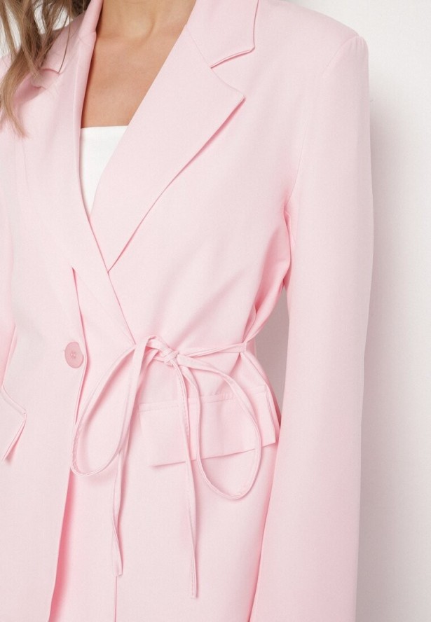 Różowa Marynarka z Ozdobnym Wiązaniem Lenirin