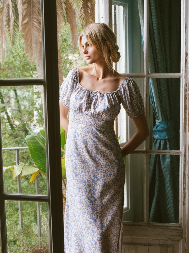 Sukienka damska midi z wiskozy z motywem kwiatowym niebieska Sotiki 000