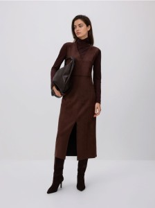 Sukienka z imitacji zamszu - brązowy