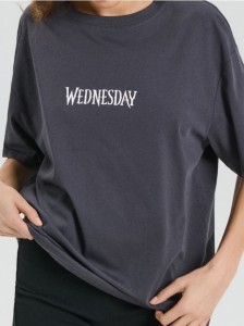 Bawełniana koszulka z nadrukiem Wednesday - szary