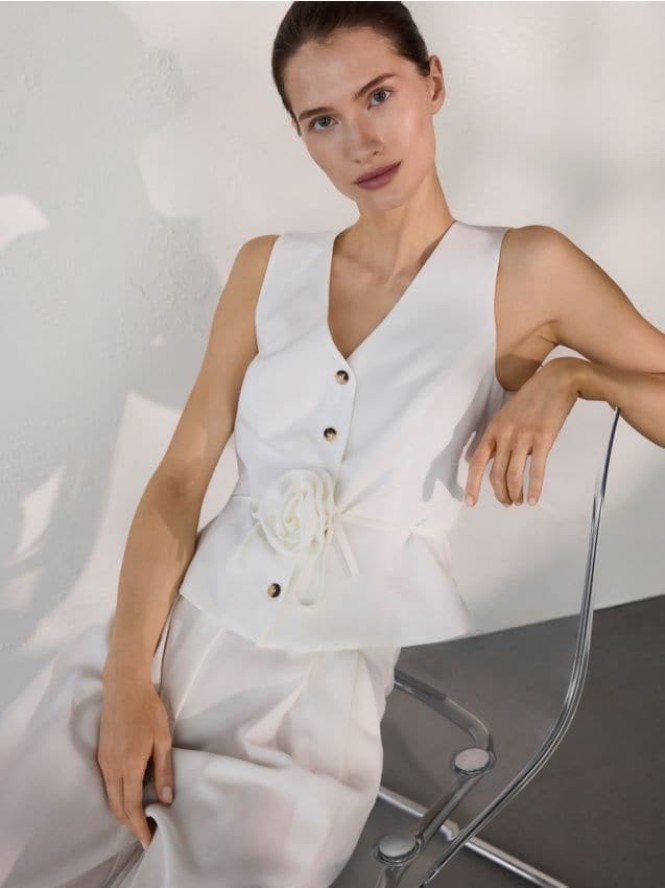 Kamizelka z lyocellem - złamana biel
