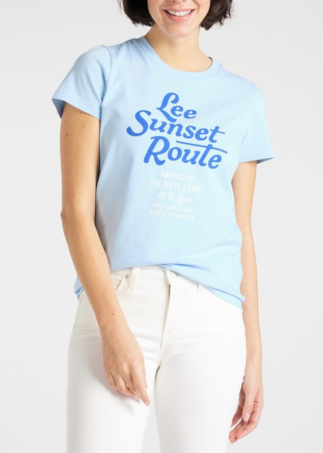 DAMSKI T-SHIRT LEE LEE GRAPHIC TEE REGULAR FIT SKY BLUE L41AEPNR 112108860