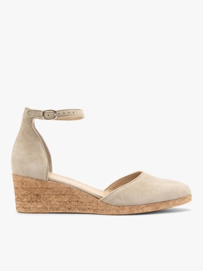 Welurowe czółenka na platformie