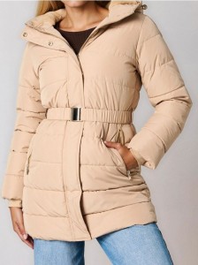 Długa kurtka puffer z kapturem - brązowy