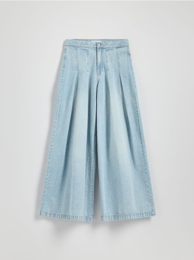 Jeansy wide leg z zakładkami - niebieski