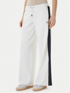 Guess Jeans Spodnie dresowe W6GBB6 KB212 Biały Relaxed Fit