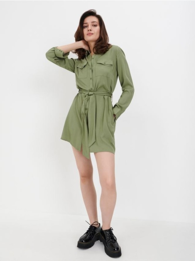 Sukienka mini koszulowa - zielony