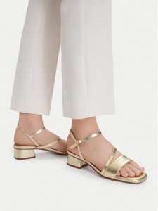 Clarks Sandały Serina35 Strap 26186120 Złoty