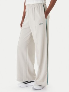 adidas Spodnie dresowe Seasonal Essentials Colourpop JZ0192 Beżowy Regular Fit