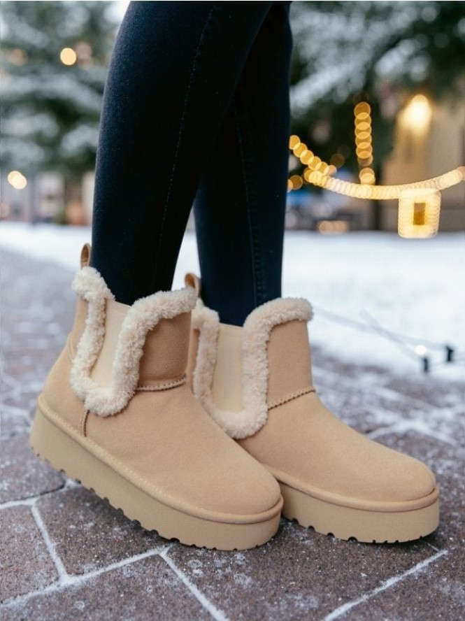 Ocieplane botki z imitacji zamszu - beżowy