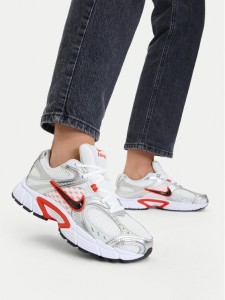 Nike Sneakersy V5 RNR HQ7901 Szary