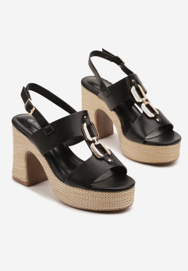 Czarne Sandały na Słupku i Platformie z Metaliczną Ozdobą Nelio
