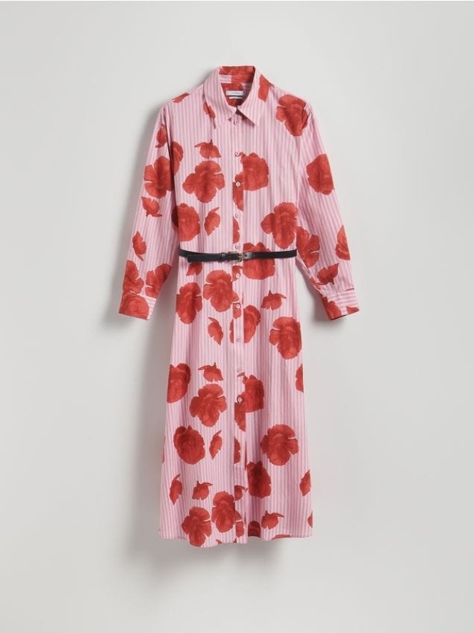 Koszulowa sukienka z paskiem - wielobarwny