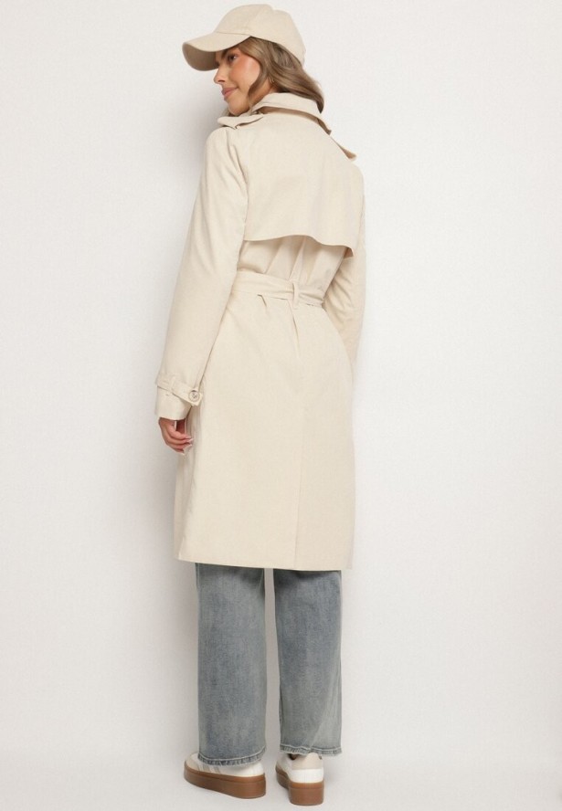 Beżowy Klasyczny Płaszcz Trencz o Dwurzędowym Kroju z Paskiem i Klapą Sareti