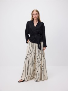 Luźne spodnie z kieszeniami - wielobarwny