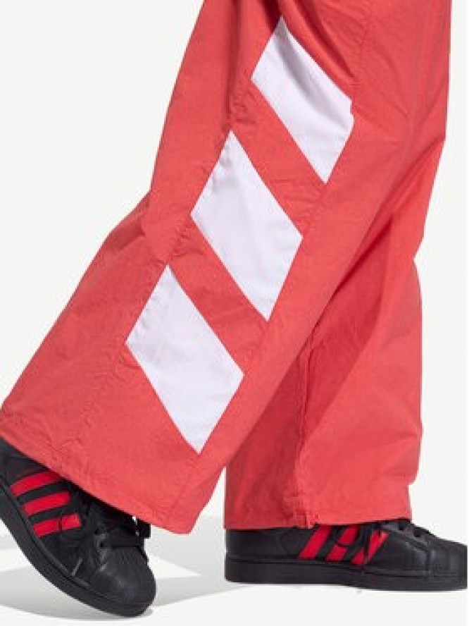 adidas Spodnie dresowe Blocked Washed KD8791 Czerwony Loose Fit