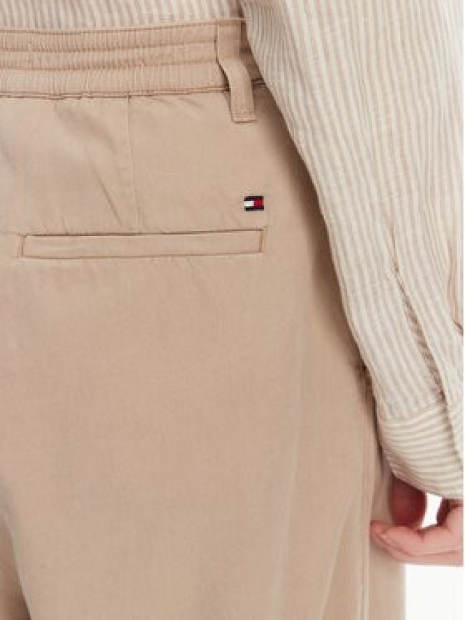 Tommy Hilfiger Spodnie materiałowe WW0WW45589 Beżowy Relaxed Fit