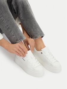 Guess Jeans Sneakersy WBEO-GSJ0917 Biały