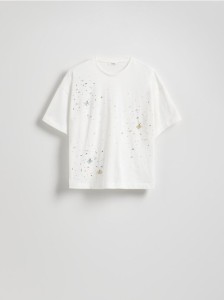 T-shirt z biżuteryjnymi aplikacjami - złamana biel