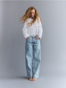 Jeansy wide leg z przeszyciem - niebieski