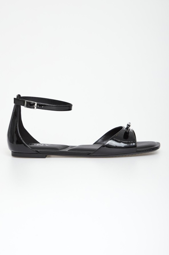 Sandały damskie lakierowane DKNY