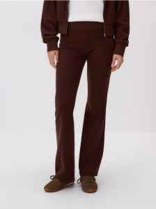 Spodnie dresowe - brązowy