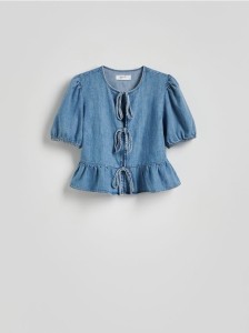 Jeansowa bluzka z baskinką - niebieski