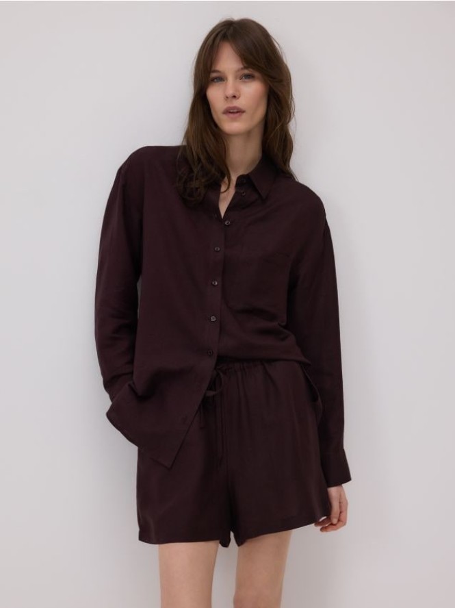 Szorty z lnem - ciemnobrązowy