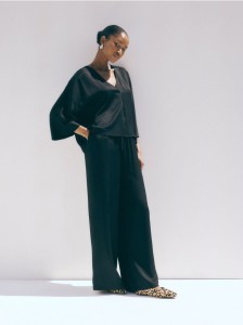 Spodnie z wiskozy - czarny