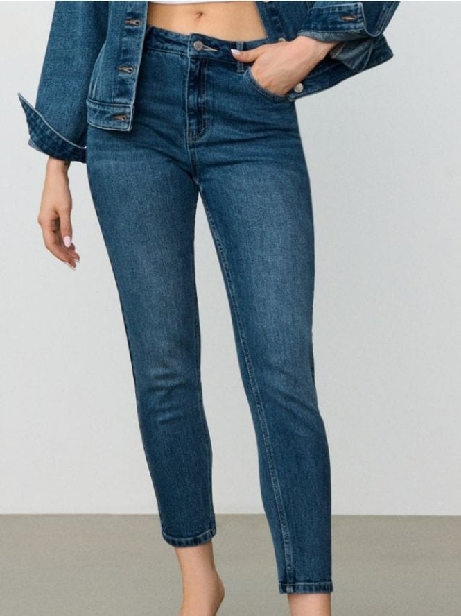 Spodnie jeansowe mom comfort fit - niebieski