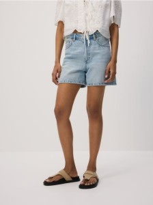 Jeansowe szorty - niebieski