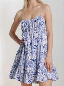 Wiskozowa sukienka mini na ramiączkach w stylu boho - wielobarwny