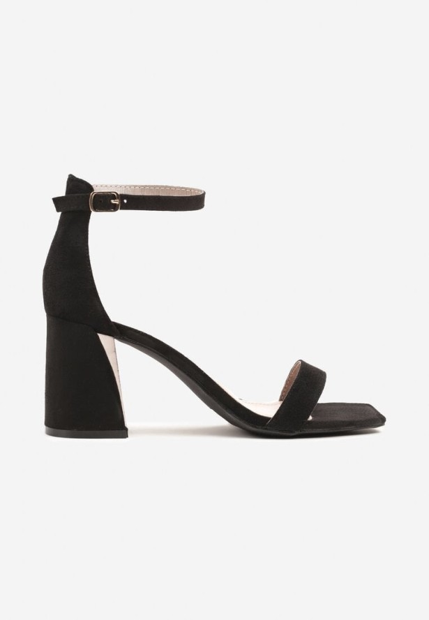 Czarne Sandały na Obcasie z Kwadratowym Noskiem Nusmira