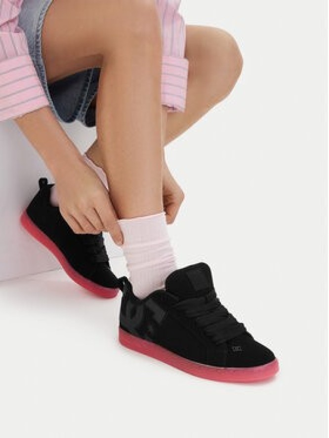 DC Shoes Sneakersy EO-COURT GRAFFIK LE DC02894001 Czarny