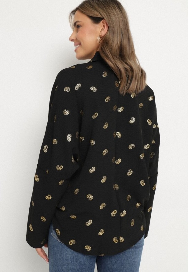 Czarna Bluzka z Metalicznym Nadrukiem i Ozdobnym Kołnierzykiem Nonivia