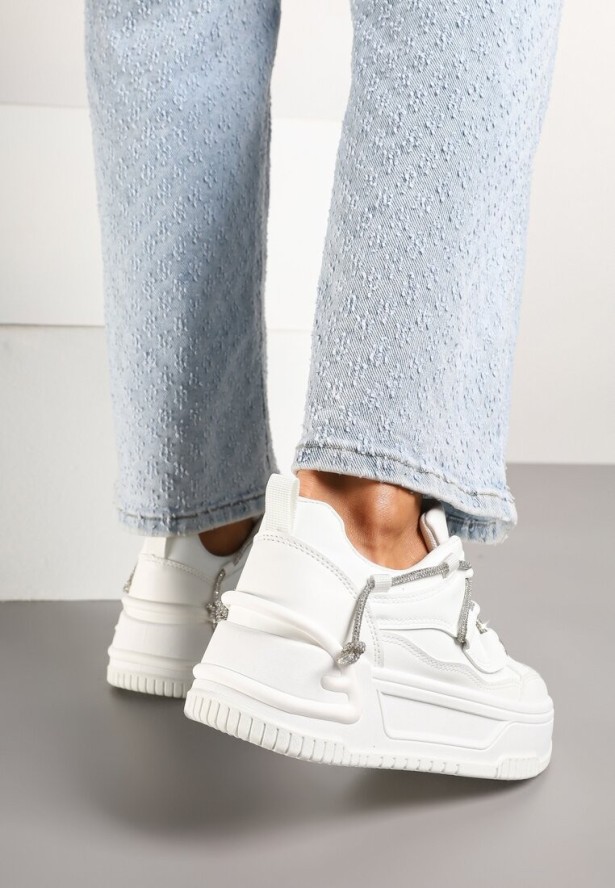 Białe Sneakersy na Grubej Podeszwie Zdobione Cyrkoniami Neothra