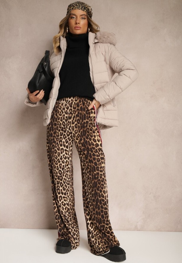 Ciemnobeżowa Taliowana Kurtka z Pikowanymi Przeszyciami z Kapturem z Futerkiem Loretina