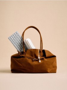 Torebka shopper z imitacji zamszu - brązowy