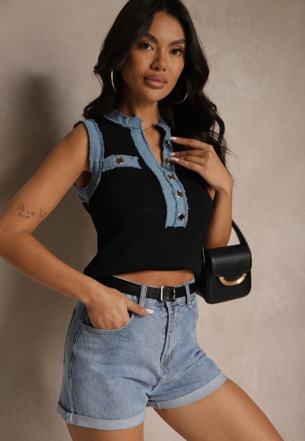 Czarna Bluzka z Wiskozą i Ozdobnymi Guzikami Natisenia