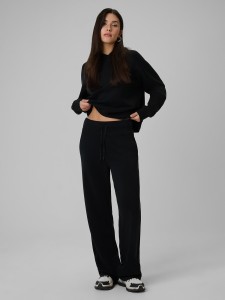 4F Spodnie dresowe z modalem damskie - czarne S