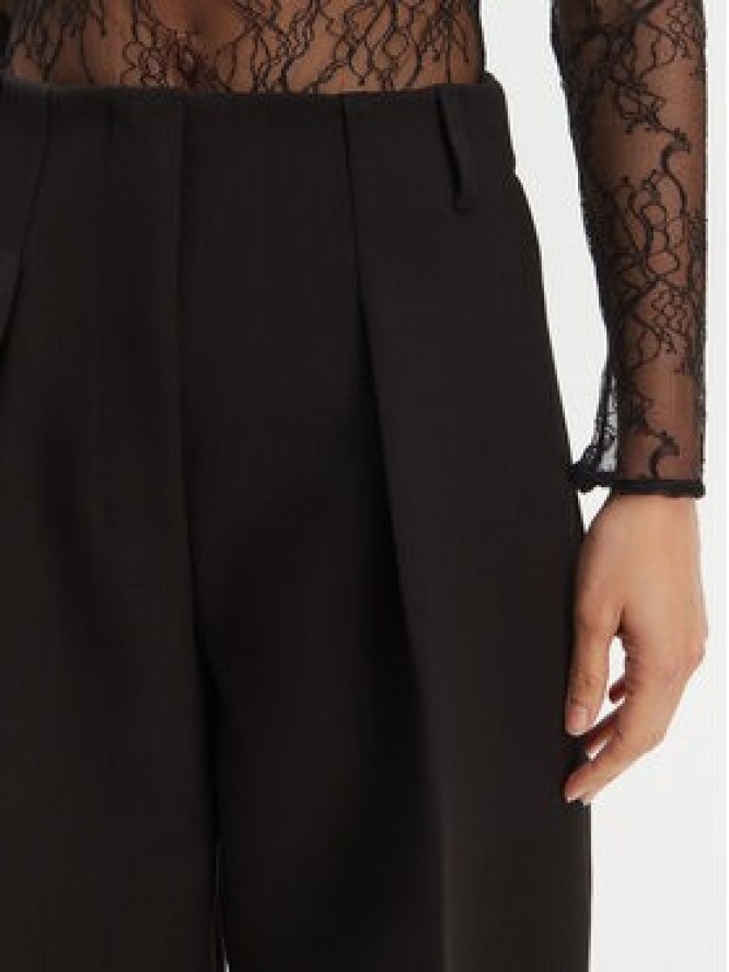 JACQUEMUS Spodnie materiałowe Le Pantalon Ovalo 24E241PA0791718 990 Czarny Regular Fit