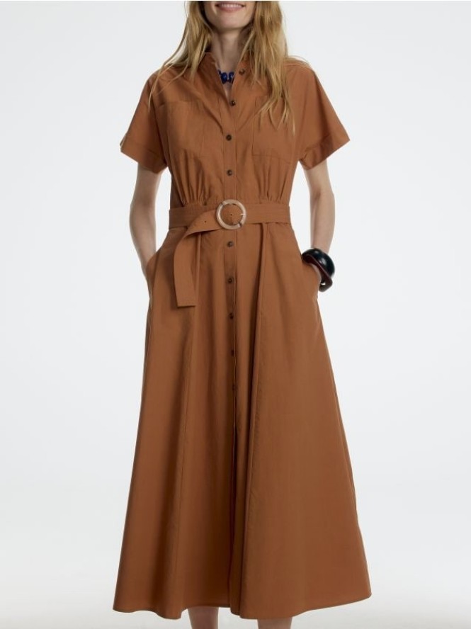 Koszulowa sukienka midi - brązowy