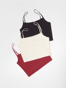 Krótki top na ramiączkach - złamana biel