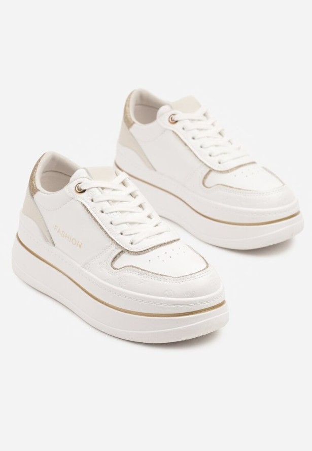 Biało-Złote Sneakersy na Platformie Ozdobione Brokatem i Napisem Udivoria