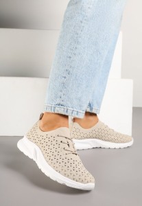 Beżowe Sneakersy Ozdobione Ażurowym Wzorem Sareldi