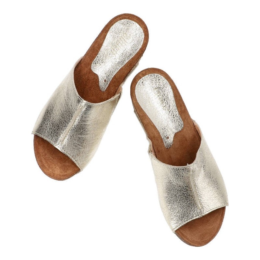 Złote Klapki Simen Wygodne Skórzane Buty Na Koturnie