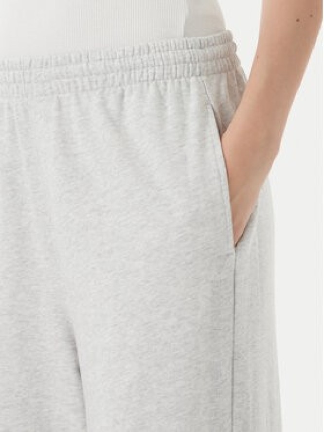 Tommy Hilfiger Spodnie dresowe UW0UW06180 Szary Wide Leg