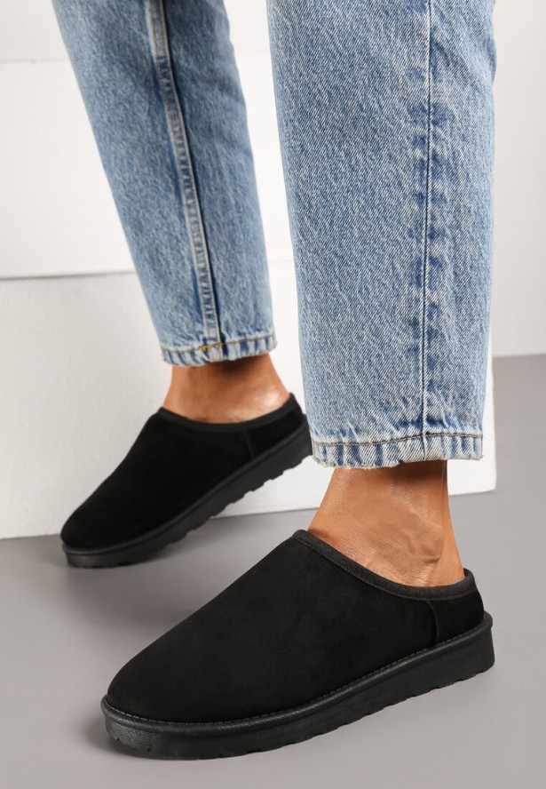 Czarne Klasyczne Płaskie Kapcie z Futerkiem Neccaria