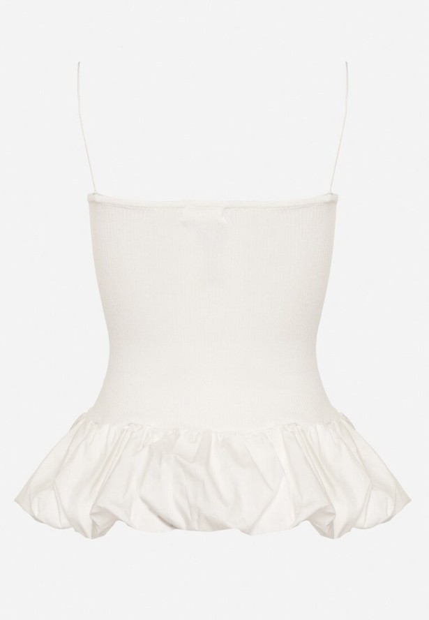 Jasnobeżowy Prążkowany Top z Ozdobną Falbanką Alutte