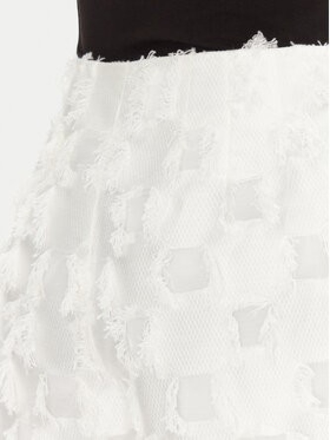 Bruuns Bazaar Szorty materiałowe Zaias BBW4565 Biały Regular Fit